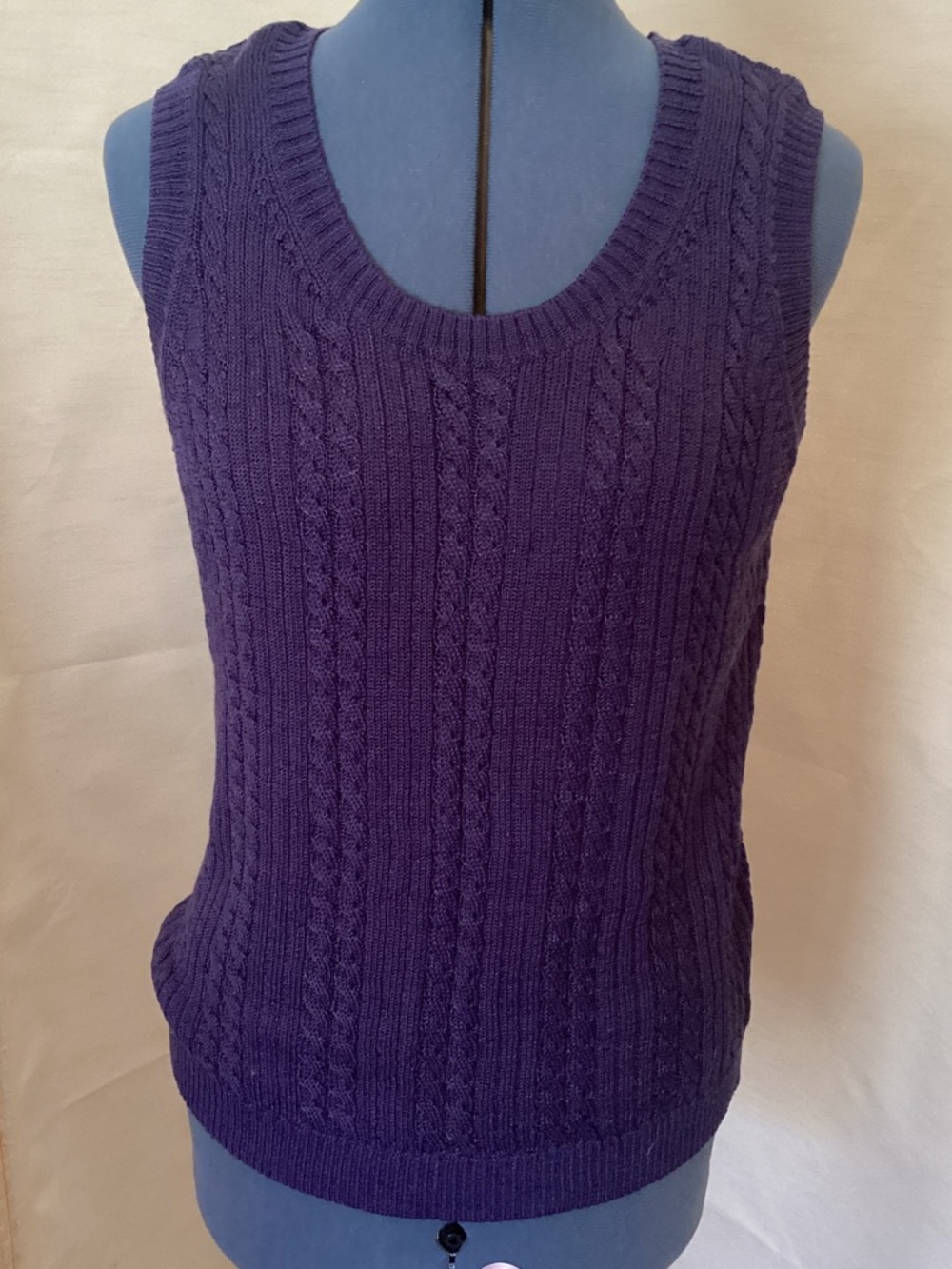 CHICO’S Purple Cable Knit Sleeveless Sweater